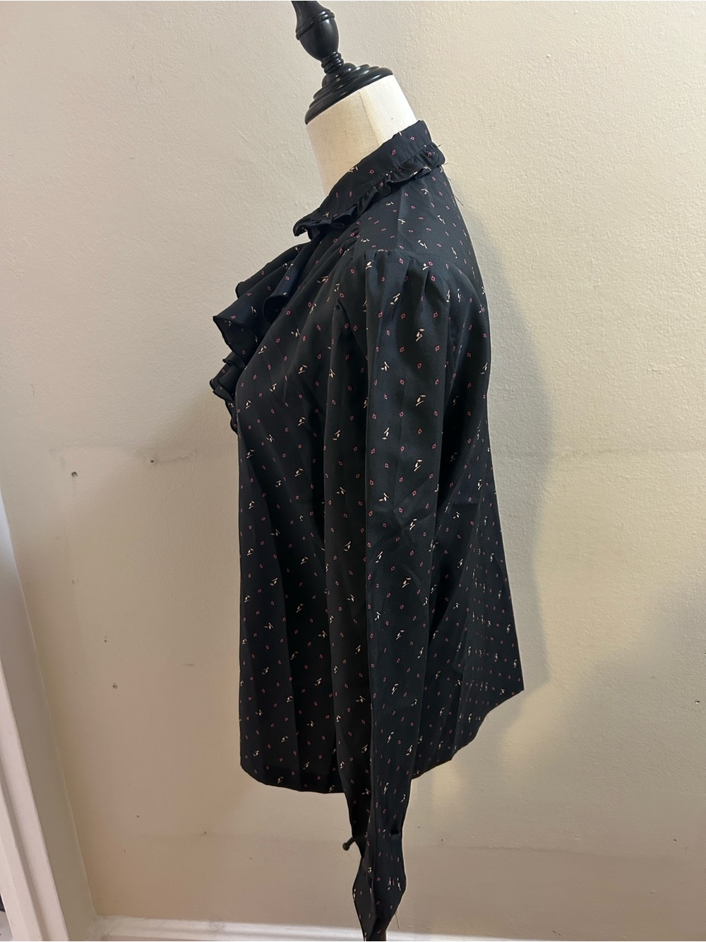 Black Ruffle-Neck Long Sleeve Blouse with Pink  Print* - Picture 12 of 14